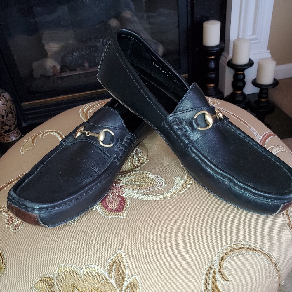 AUTHENTIC GUCCI Black Driving Loafers